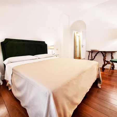 Charme & Chic San Giacomo Rzym Zewnętrze zdjęcie