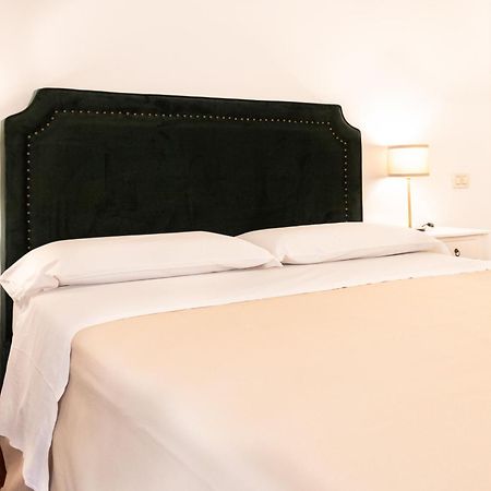 Charme & Chic San Giacomo Rzym Zewnętrze zdjęcie